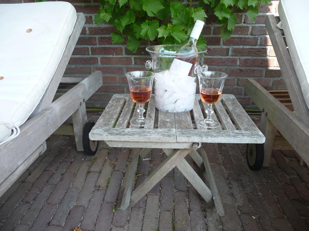 Bed&Breakfast Het Winterkoninkje Zuid-Scharwoude Exterior photo